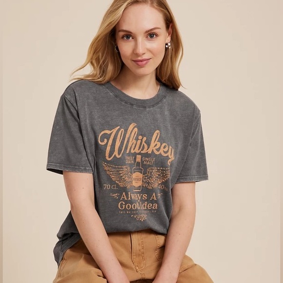 Maurices Tops - Maurices Charcoal Tee with Tan Whiskey Graphic Size M